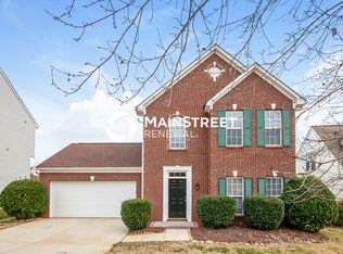 9944 Barbee Dr, Charlotte, NC 28269