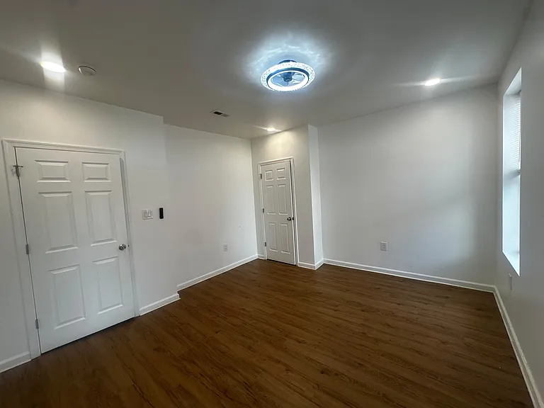 2626 N Jessup St #2 — Photo 6