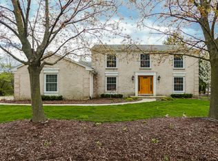 35219 Lancashire Rd, Livonia, MI 48152