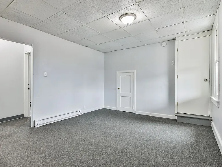 727 Front St #2 — Photo 2