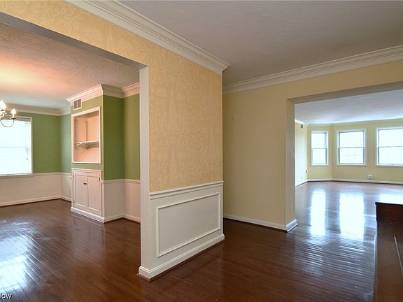 4th image of 13610 Shaker Blvd