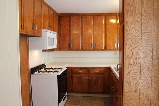 4th image of 3943 Arizona St APT 5