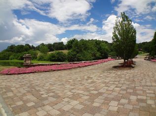 16 Porter Creek Dr, Franklin, NC 28734