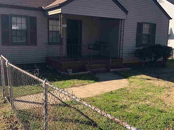 2nd image of 3913 Cypress Ave SW