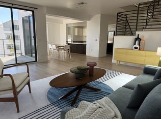 137 W 6th St #ST301-301, Long Beach, CA 90802