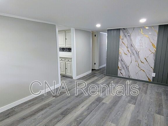 3rd image of 1772 Martin Pl SE #B