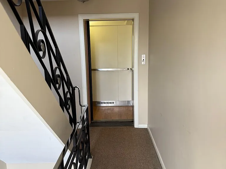 2123 Luray Ave #1 — Photo 28