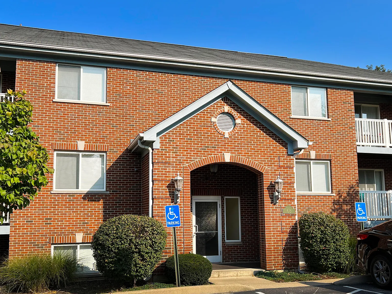 Walton Ridge Apartments — Photo 4