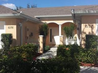 6176 Mandalay Cir, Naples, FL 34112