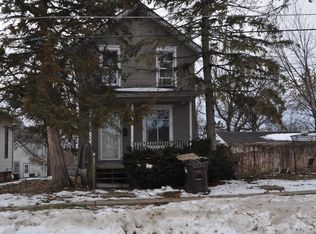 715 W Ringold St, Freeport, IL