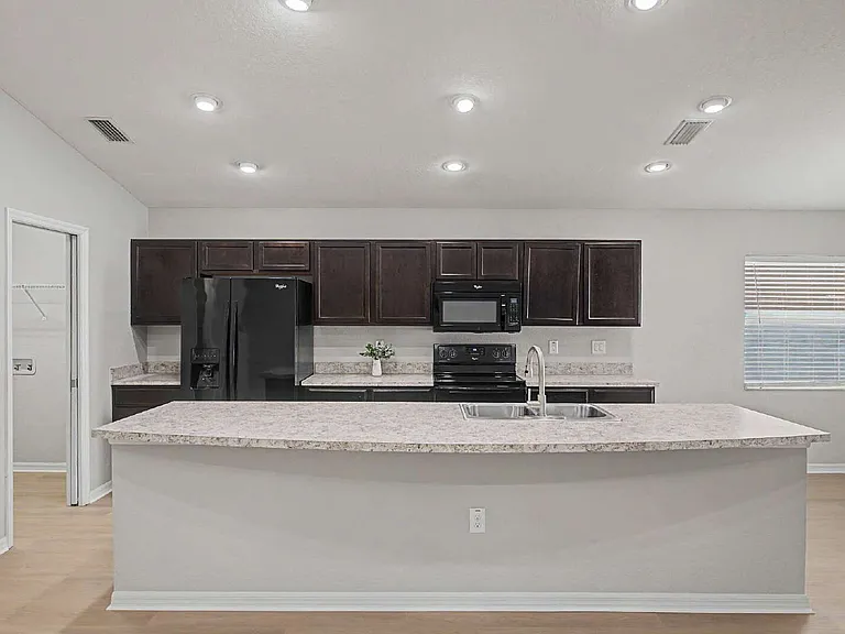 7918 Chestnut View Dr — Photo 9