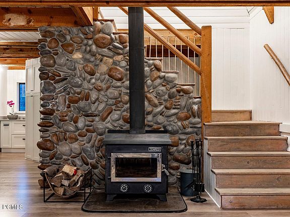 5th image of 10088 E Ridge Pine Dr