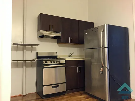 Rented by EXR | media 29