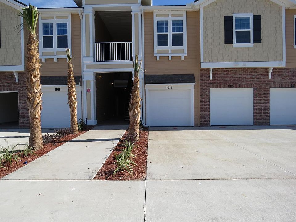 long driveway for extra parking