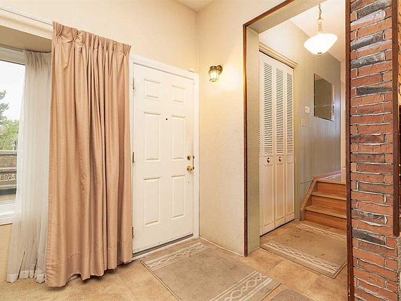 2nd image of 1313 W Huron Pl S