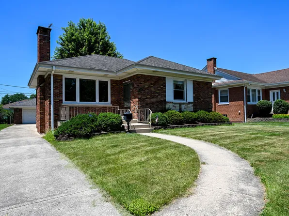 2250 Belleview Ave, Westchester, IL 60154