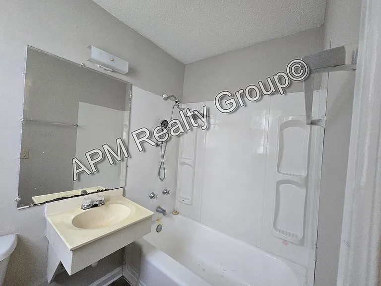 320 S Beltline Blvd #27B — Photo 3