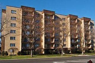 1st image of 700 Graceland Ave APT 506