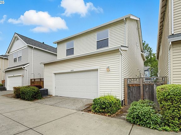 2nd image of 5632 NE Hidden Creek Dr