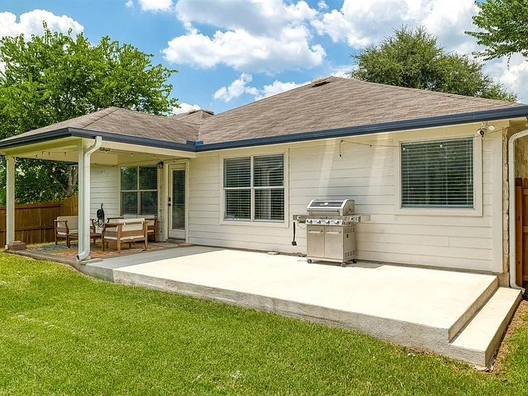 1819 Melissa Oaks Ln — Photo 27