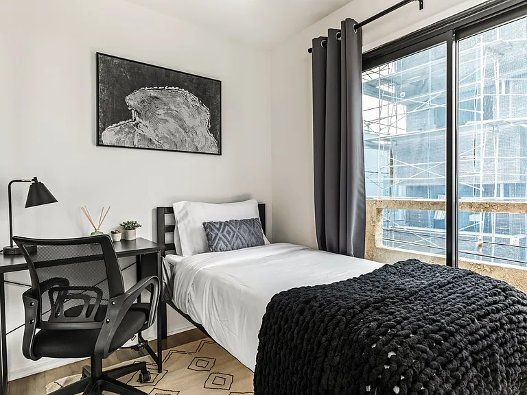 1823 Pelham Ave #8 — Photo 1
