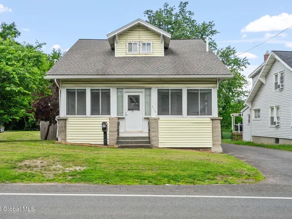 216 Old Loudon Road, Latham, NY 12110