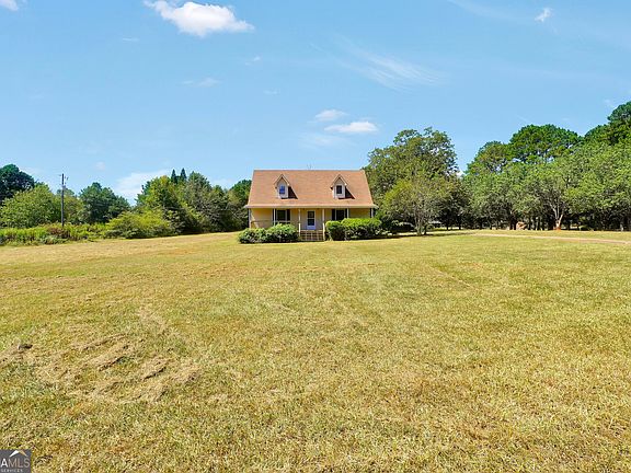 5th image of 693 Patton Rd