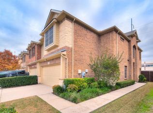 956 Wellington Dr, Lewisville, TX 75067