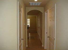 2nd image of 935 Kensington Dr
