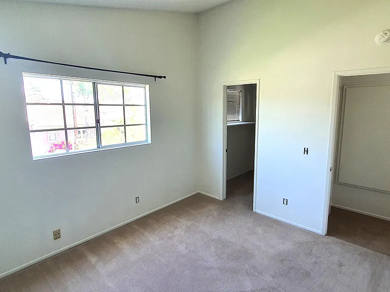 637 Rockledge St — Photo 13