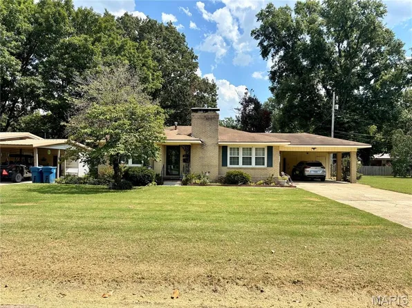 301 Wellborn Rd, East Prairie, MO 63845