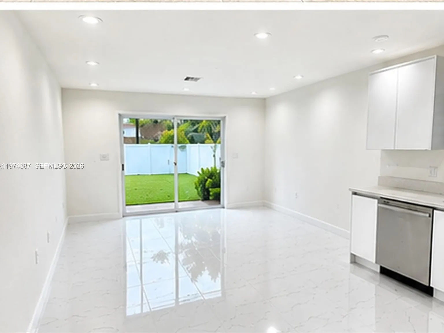 Hialeah Hgts Amd — Photo 3
