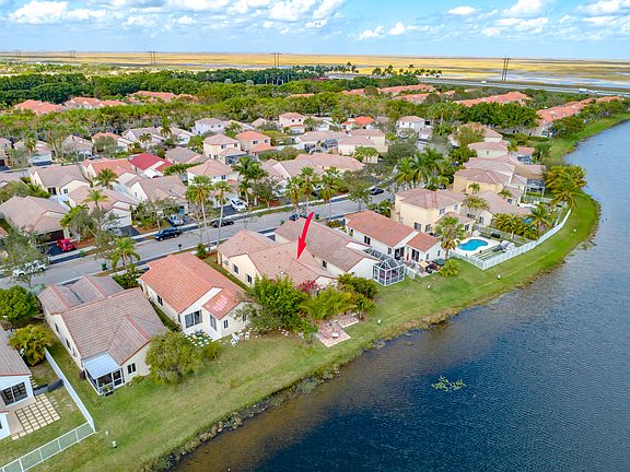 3rd image of 766 San Remo Dr