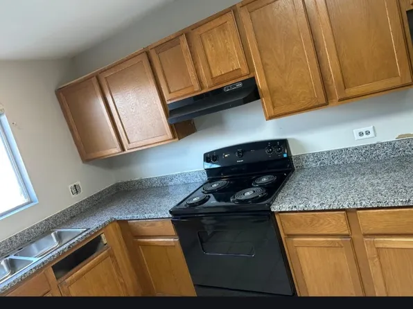 2248 W Nichols Rd #C, Arlington Heights, IL 60004