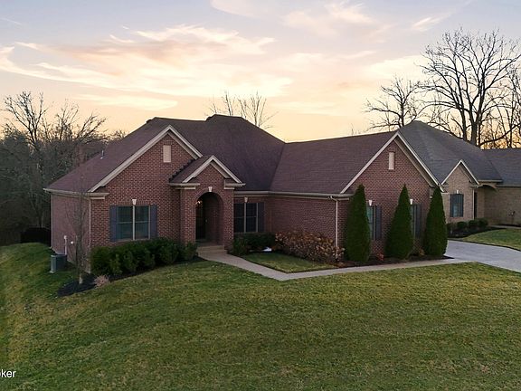 3rd image of 15824 Barkley Lake Ct