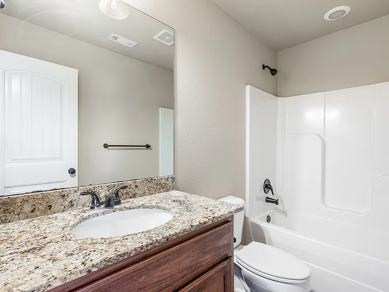 7587 Brooklyn Ave — Photo 11