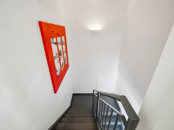 300 Communipaw Avenue image 29 of 43