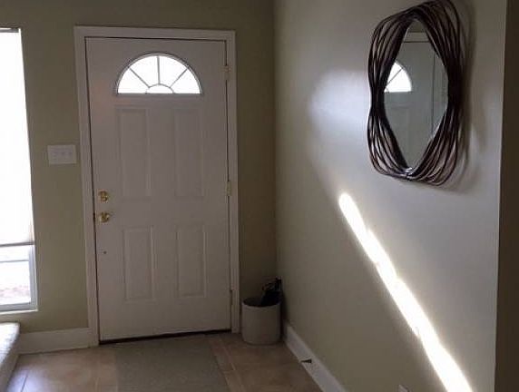 3rd image of 606 Willington Pl