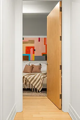 Bedroom, photo 1