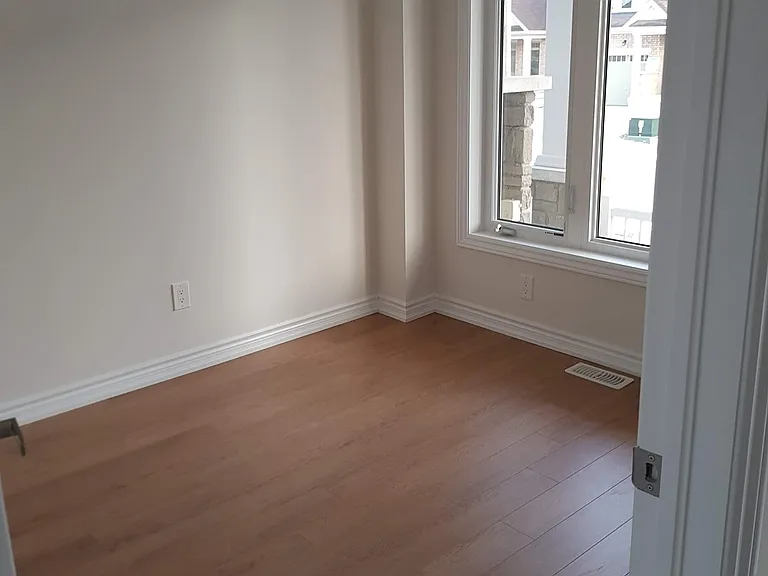 162 Allegra Dr — Photo 6