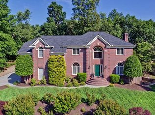 1738 Royal Harbor Dr, Knoxville, TN 37922