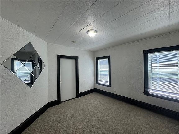 3rd image of 55 Hinckley St