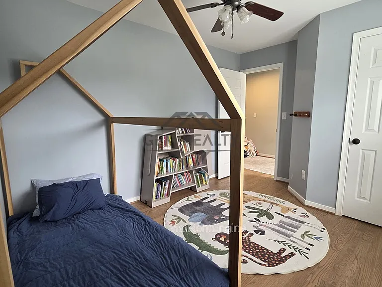 54 Dawson Dr — Photo 13