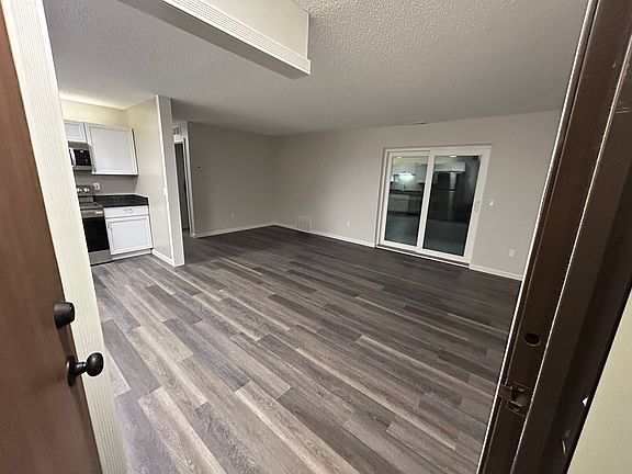 3rd image of 43333 Cape Dr