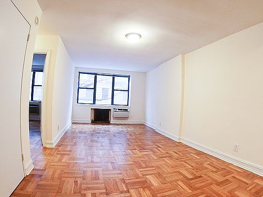 1st image of 191 E 76th St APT 1B