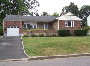 59 Normandy Rd, Colonia, NJ 07067