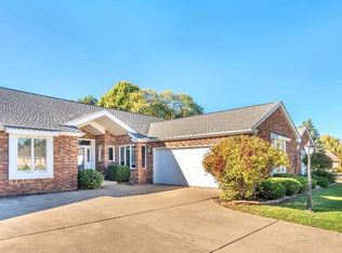 3519 Bob White Cir, Valparaiso, IN 46383