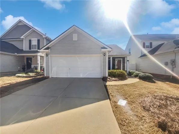 60 Topaz Dr, Dallas, GA 30132