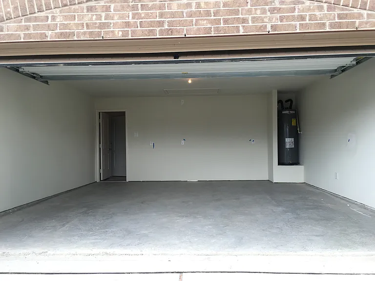 1800 Douglas St #1 — Photo 16