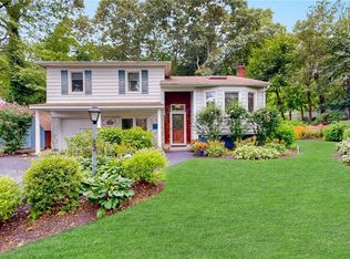 83 Luyster St, Huntington Station, NY 11746